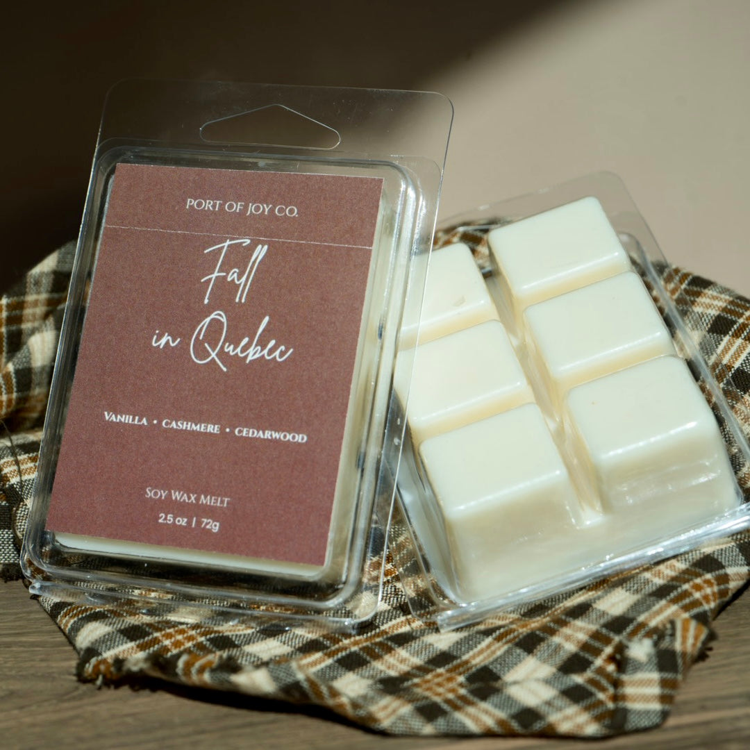 Cashmere Cedar scented soy wax melts in clamshell