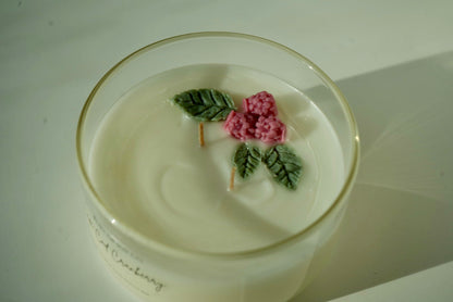 Cranberry scented Christmas candle and holiday home fragrance