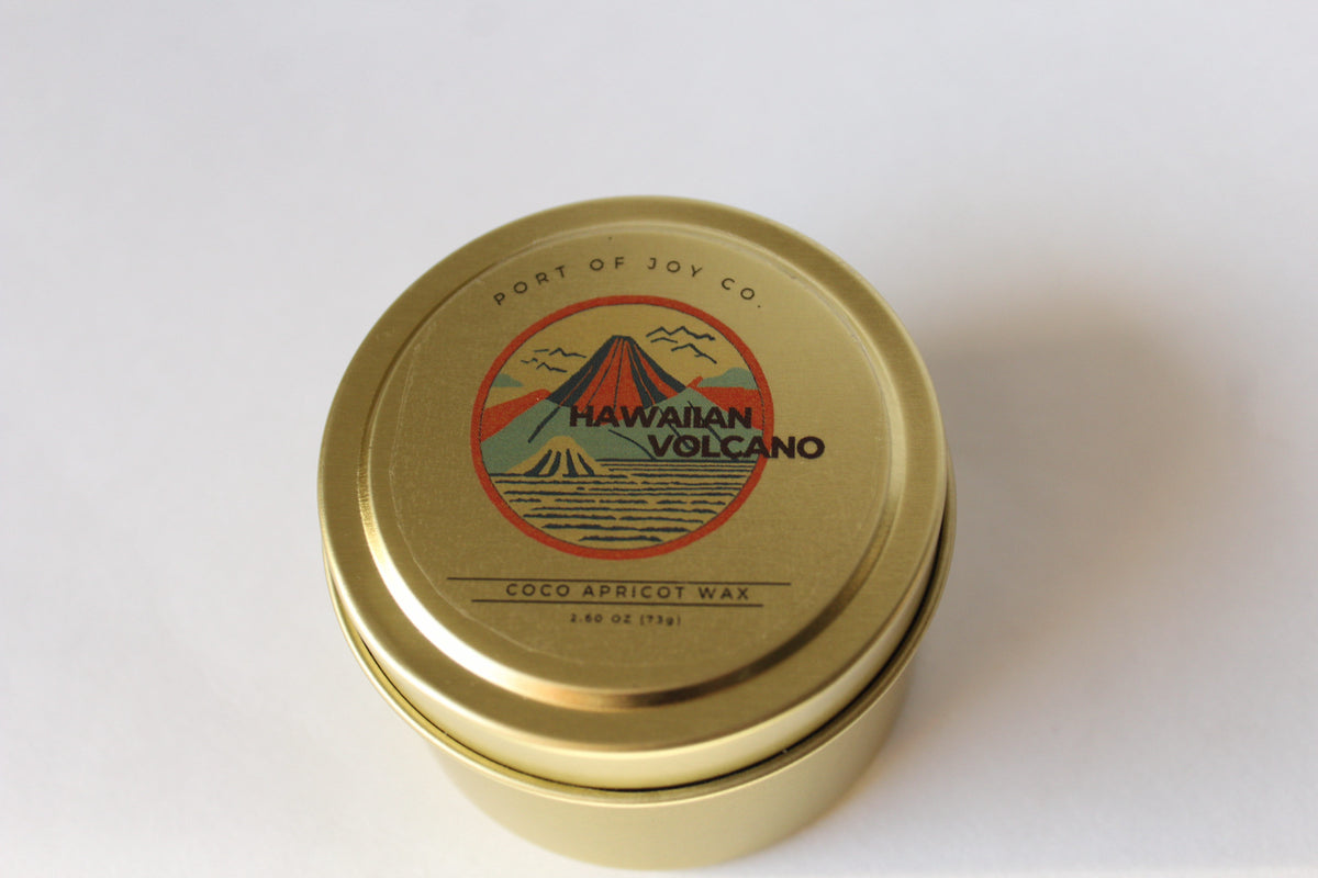 Beach-inspired home fragrance candle with vibrant fruit, watery notes, and driftwood.