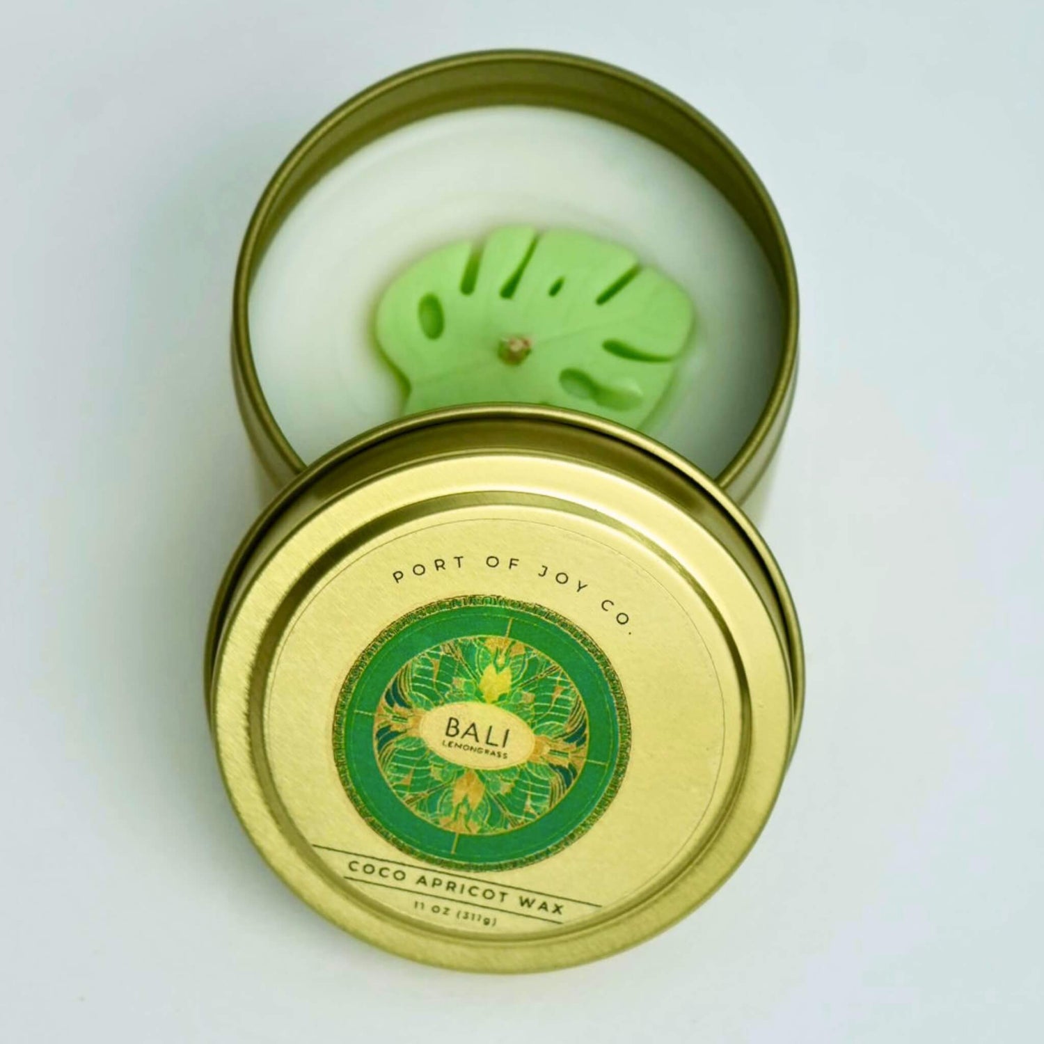 bali lemongrass travel tin candle top view