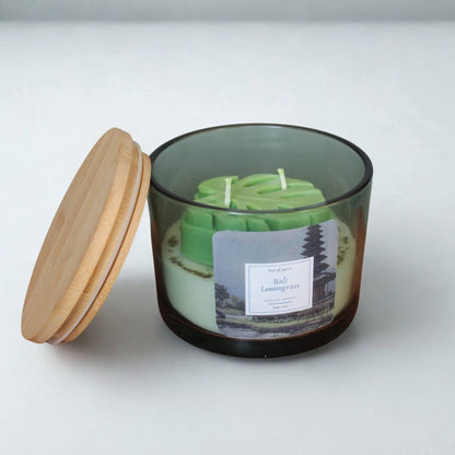handcrafted scented candle with lime and lemongrass fragance