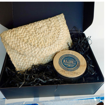 Mother’s Day Gift Box – Maldives Candle & Summer Purse