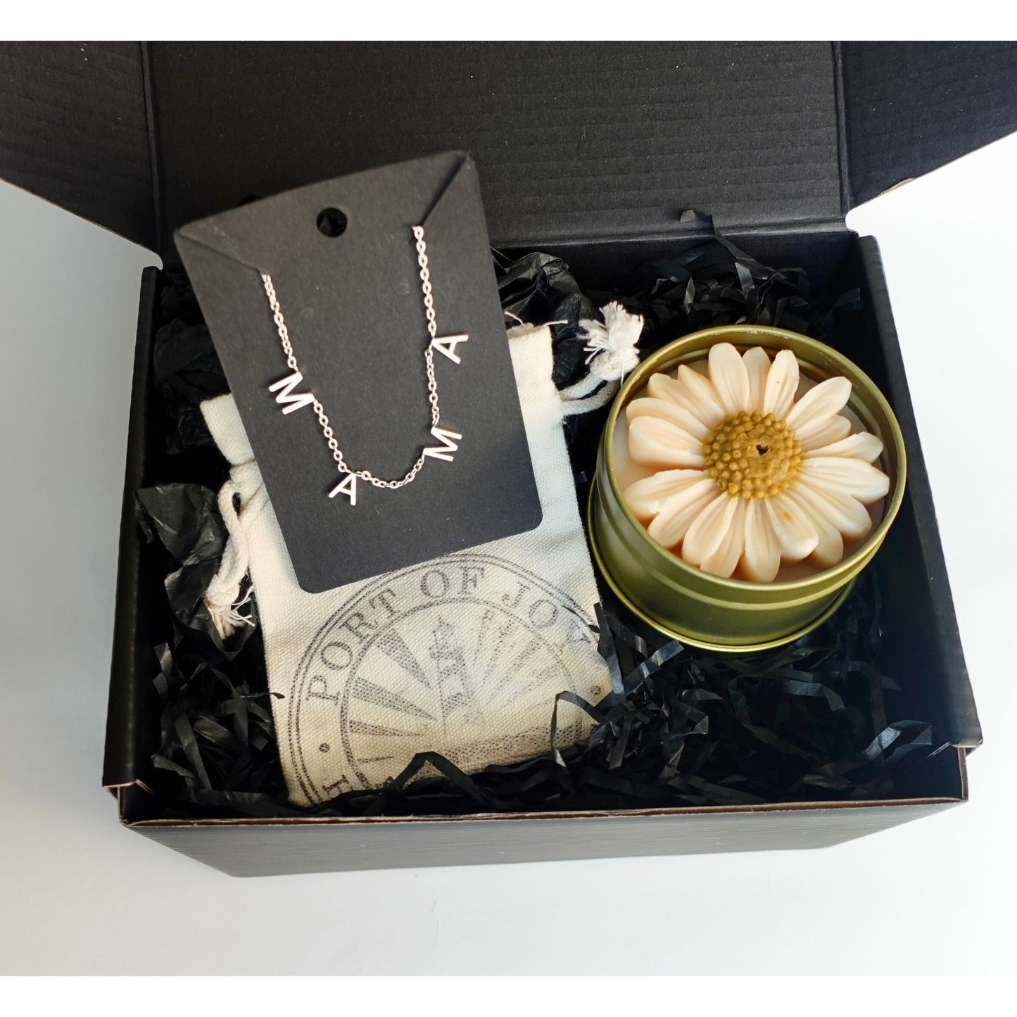 Mother’s Day Gift Set – Necklace & Candle