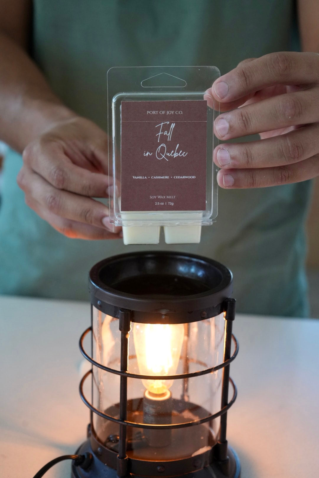 Cashmere Cedar wax melts packaged as a seasonal gift